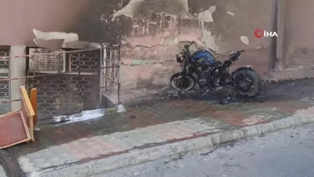 Son Dakika | Esenler'de korkutan depo yangını Son Dakika | Esenler'de korkutan depo yangını