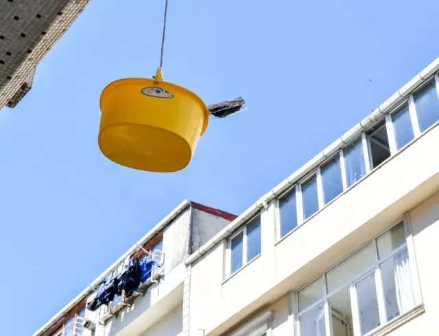 Esenyurtlu annelerin sepetleri güllerle doldu Esenyurtlu annelerin sepetleri güllerle doldu