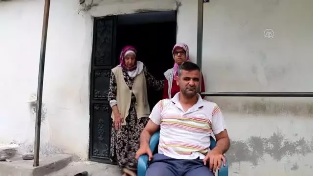 Fedakar anne, bedensel engelli üç çocuğuna bebek gibi bakıyor Fedakar anne, bedensel engelli üç çocuğuna bebek gibi bakıyor