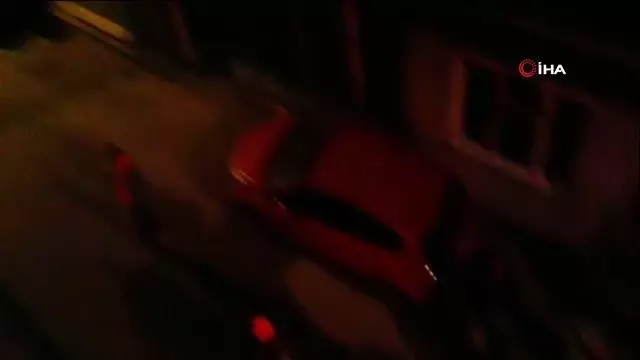 Gençler mahalleliyi canından bezdirdi Gençler mahalleliyi canından bezdirdi