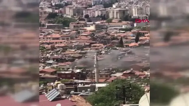 HATAY ANNESİYLE TARTIŞIP, KENDİSİNİ KİLİTLEDİĞİ ODAYI ATEŞE VEREN KİŞİ ÖLDÜ HATAY ANNESİYLE TARTIŞIP, KENDİSİNİ KİLİTLEDİĞİ ODAYI ATEŞE VEREN KİŞİ ÖLDÜ