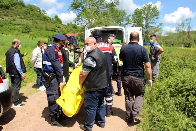 Husumetlisi tarafından öldürülen çiftin cenazeler morga kaldırıldı Husumetlisi tarafından öldürülen çiftin cenazeler morga kaldırıldı