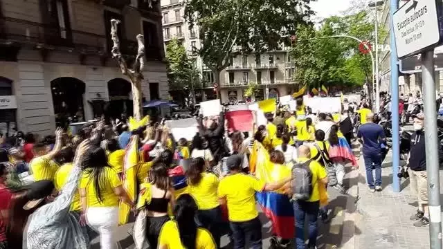 İspanya'dan Kolombiya'ya destek protestosu İspanya'dan Kolombiya'ya destek protestosu