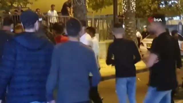 İsrail saldırıları Kadir Gecesi'nde de devam etti: 90 yaralı İsrail saldırıları Kadir Gecesi'nde de devam etti: 90 yaralı