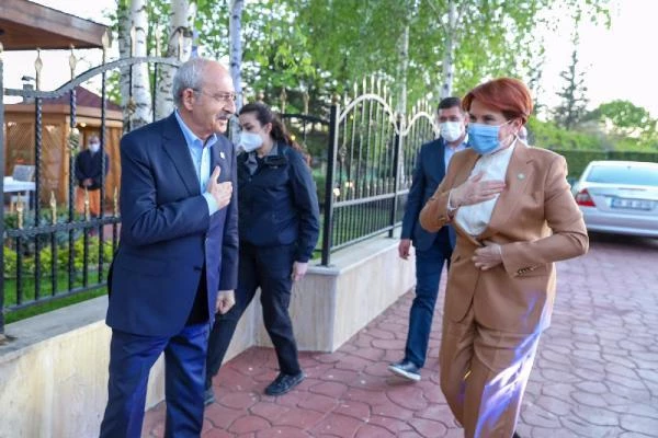 Kılıçdaroğlu ile Akşener iftar yemeğinde bir araya geldi