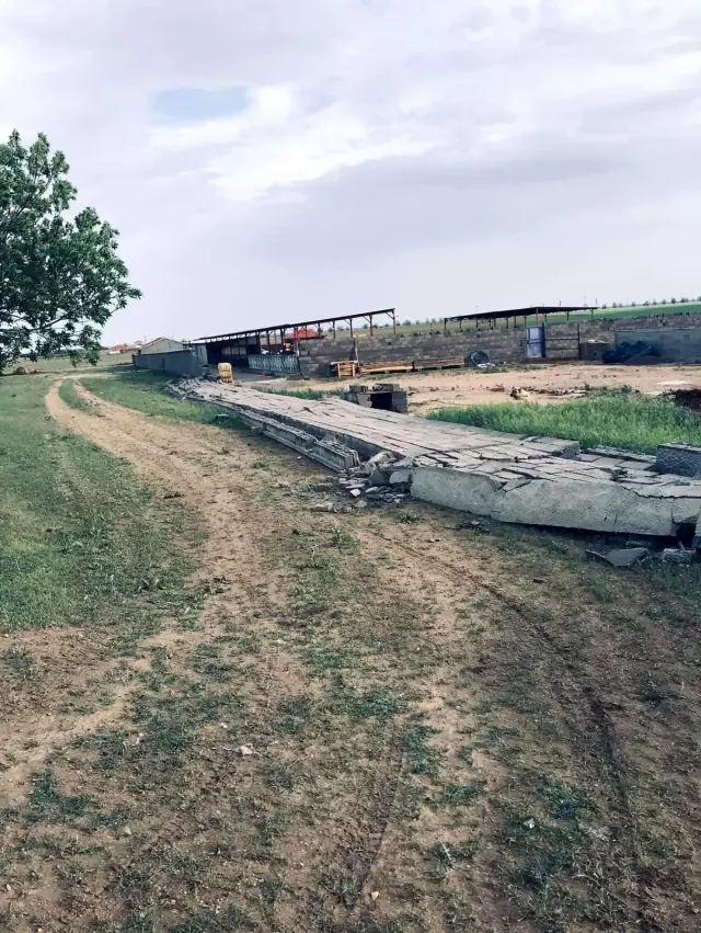Yurt genelinde şiddetli fırtına etkili oldu