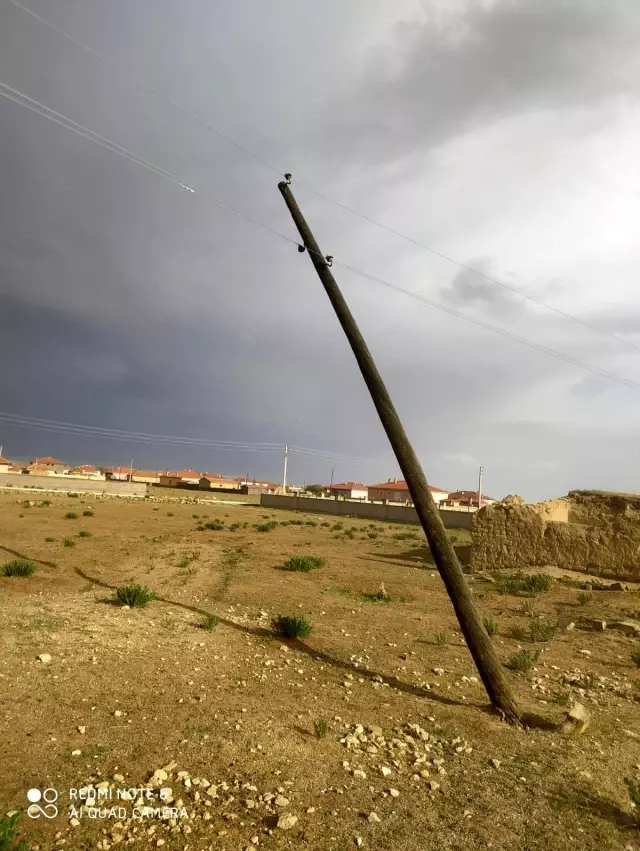 Yurt genelinde şiddetli fırtına etkili oldu