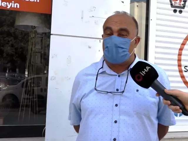 Kuşadası'nda yavru köpeğin kulağını kesip yola attılar Kuşadası'nda yavru köpeğin kulağını kesip yola attılar