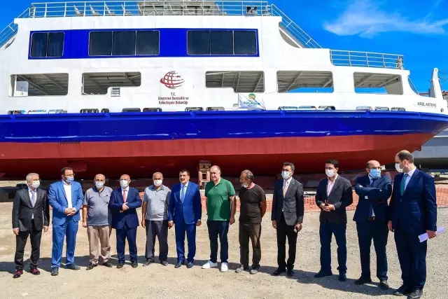 Malatya'da Atabey İskelesindeki feribotlar bakıma alındı Malatya'da Atabey İskelesindeki feribotlar bakıma alındı