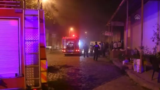 Son dakika... Manisa'da bir fabrikanın büro bölümünde çıkan yangın hasara neden oldu Son dakika... Manisa'da bir fabrikanın büro bölümünde çıkan yangın hasara neden oldu