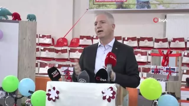 Son dakika haber: - Öksüz ve yetim çocukların dilekleri bayram hediyeleri oldu Son dakika haber: - Öksüz ve yetim çocukların dilekleri bayram hediyeleri oldu