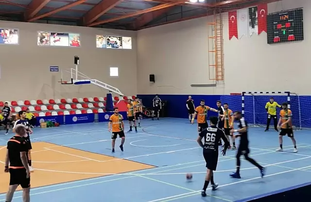Şampiyon, Eskişehir Ormanspor ligi beraberlikle tamamladı Şampiyon, Eskişehir Ormanspor ligi beraberlikle tamamladı