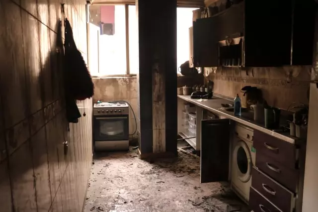 Şanlıurfa'da kanser hastası kadının evi kundaklandı Şanlıurfa'da kanser hastası kadının evi kundaklandı