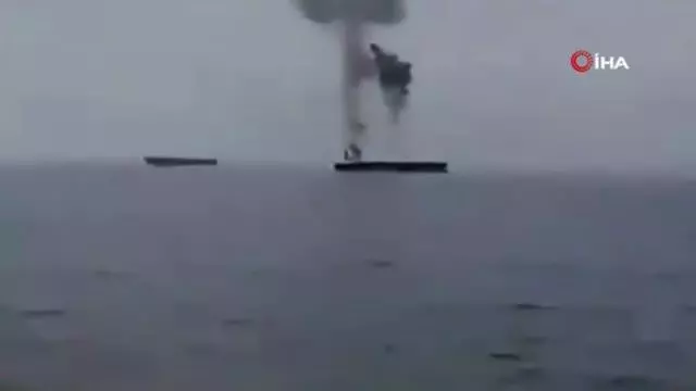 - Suriye'de petrol tankerinde yangın - Suriye'de petrol tankerinde yangın