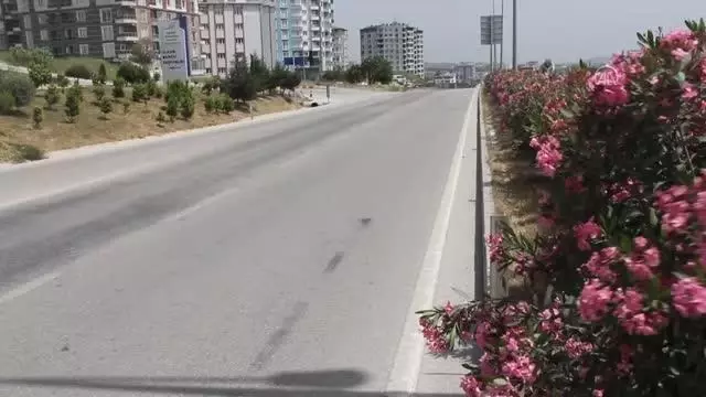 'Tam kapanma'da cadde ve sokaklarda sessizlik hakim 'Tam kapanma'da cadde ve sokaklarda sessizlik hakim