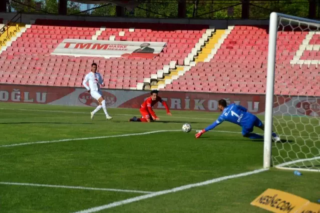 TFF 1. Lig: Balıkesirspor 0 Altınordu: 5