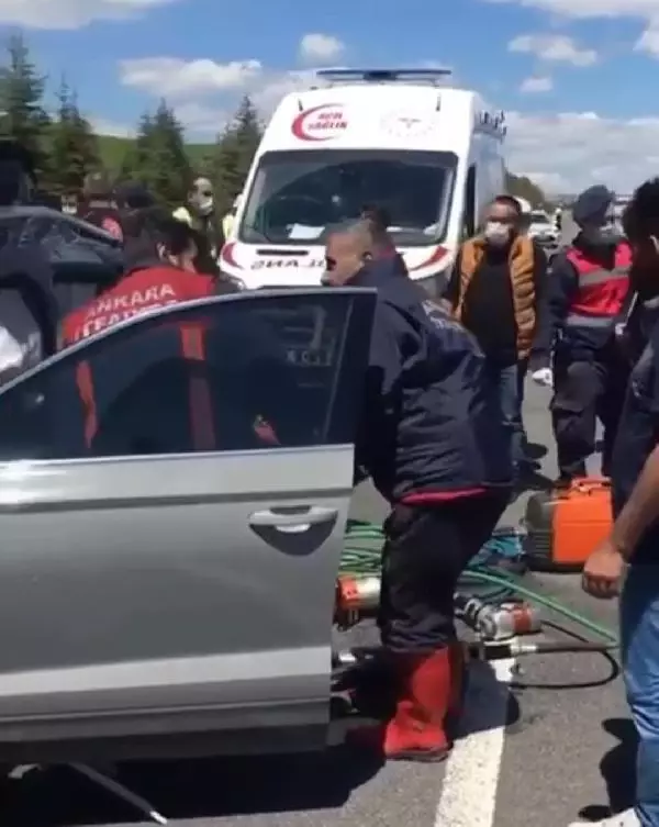 ANKARA TIR'A ÇARPAN OTOMOBİLDEKİ KARI- KOCA İLE BİR ÇOCUKLARI ÖLDÜ, 2 KİŞİ DE YARALANDI ANKARA TIR'A ÇARPAN OTOMOBİLDEKİ KARI- KOCA İLE BİR ÇOCUKLARI ÖLDÜ, 2 KİŞİ DE YARALANDI