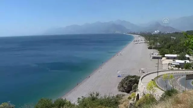 Turizmin başkentinde 'tam kapanma' sessizliği sürüyor Turizmin başkentinde 'tam kapanma' sessizliği sürüyor