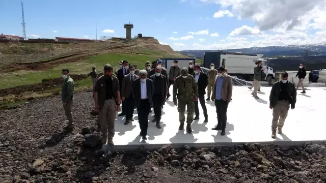 Van'ın İran sınırı 64 kilometrelik duvarla güçlendiriliyor Van'ın İran sınırı 64 kilometrelik duvarla güçlendiriliyor