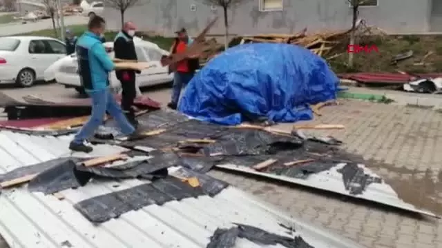 YOZGAT'TA FIRTINANIN HASARI GÜN AĞARINCA ORTAYA ÇIKTI YOZGAT'TA FIRTINANIN HASARI GÜN AĞARINCA ORTAYA ÇIKTI