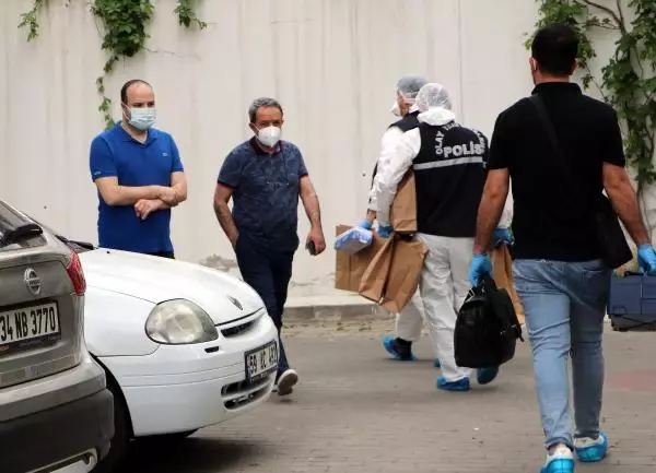 11 yaşındaki kızıyla evde ölü bulunan doktorun ailesi: Hiçbir sorun yoktu 11 yaşındaki kızıyla evde ölü bulunan doktorun ailesi: Hiçbir sorun yoktu