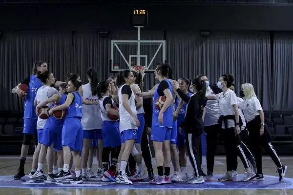 A Milli Kadın Basketbol Takımı, Avrupa Şampiyonası'nın hazırlıklarına başladı A Milli Kadın Basketbol Takımı, Avrupa Şampiyonası'nın hazırlıklarına başladı
