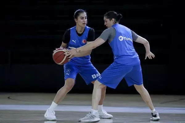 A Milli Kadın Basketbol Takımı, Avrupa Şampiyonası'nın hazırlıklarına başladı A Milli Kadın Basketbol Takımı, Avrupa Şampiyonası'nın hazırlıklarına başladı