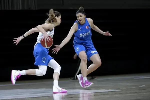 A Milli Kadın Basketbol Takımı, Avrupa Şampiyonası'nın hazırlıklarına başladı A Milli Kadın Basketbol Takımı, Avrupa Şampiyonası'nın hazırlıklarına başladı