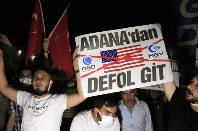 Adana'da ABD Konsolosluğu önünde Mescid-i Aksa eylemi Adana'da ABD Konsolosluğu önünde Mescid-i Aksa eylemi