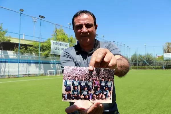 Son dakika haber: ADANA Adana Demirspor'un Bombacı İbosu 1994 yılındaki takım ruhunu gördüm Son dakika haber: ADANA Adana Demirspor'un Bombacı İbosu 1994 yılındaki takım ruhunu gördüm