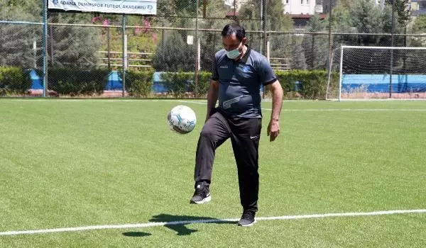 Son dakika haber: ADANA Adana Demirspor'un Bombacı İbosu 1994 yılındaki takım ruhunu gördüm Son dakika haber: ADANA Adana Demirspor'un Bombacı İbosu 1994 yılındaki takım ruhunu gördüm