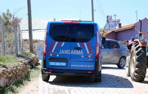Son dakika haber: Afyonkarahisar'da husumetlilerin silahlı kavgası: 2 ölü Son dakika haber: Afyonkarahisar'da husumetlilerin silahlı kavgası: 2 ölü