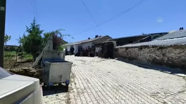 AFYONKARAHİSAR - Silahlı kavga: 2 ölü, 1 yaralı AFYONKARAHİSAR - Silahlı kavga: 2 ölü, 1 yaralı