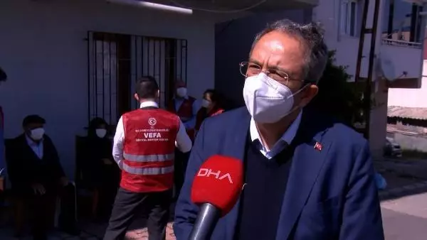 Sultanbeyli Kaymakamlığı'nın kurduğu 'aşı ikna ekibi' sayesinde 65 yaş üstü vatandaşların yüzde 80'i aşılandı Sultanbeyli Kaymakamlığı'nın kurduğu 'aşı ikna ekibi' sayesinde 65 yaş üstü vatandaşların yüzde 80'i aşılandı