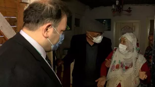 Sultanbeyli Kaymakamlığı'nın kurduğu 'aşı ikna ekibi' sayesinde 65 yaş üstü vatandaşların yüzde 80'i aşılandı Sultanbeyli Kaymakamlığı'nın kurduğu 'aşı ikna ekibi' sayesinde 65 yaş üstü vatandaşların yüzde 80'i aşılandı