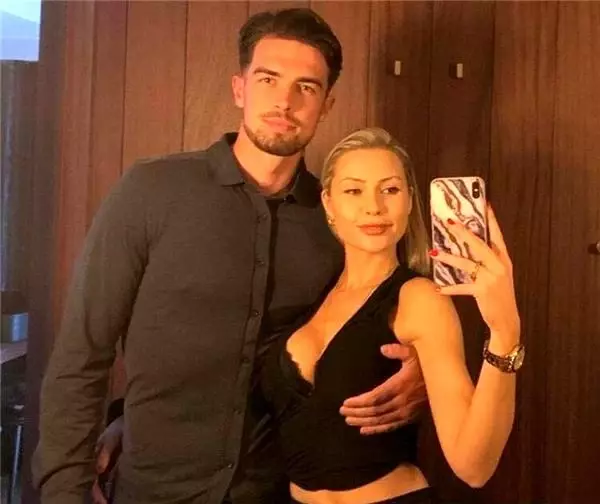 Chloe Loughnan'ın yeni sevgilisi bakın kim çıktı?