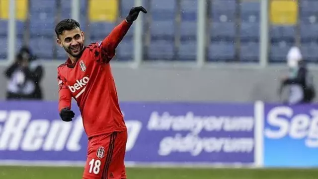 Fenerbahçe, Ghezzal'i transfer etmek için harekete geçiyor Fenerbahçe, Ghezzal'i transfer etmek için harekete geçiyor