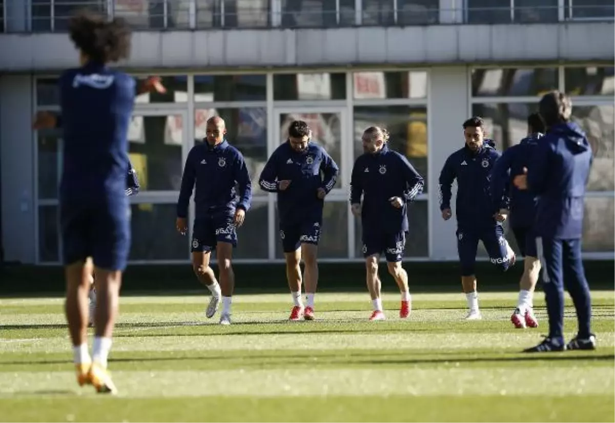 Fenerbahçe, Sivasspor maçının hazırlıklarını tamamladı