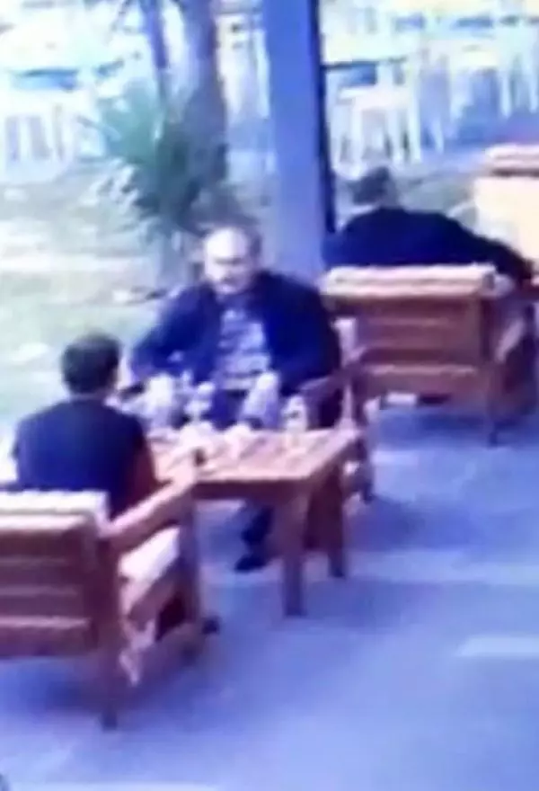 Fenomen 'Ares' cinayeti davasında baba ve oğluna 18'er yıl hapis Fenomen 'Ares' cinayeti davasında baba ve oğluna 18'er yıl hapis