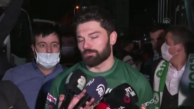 Giresunsporlu futbolcu Eren Tozlu, şampiyonluğu taraftarlarla kutlamak istiyor Giresunsporlu futbolcu Eren Tozlu, şampiyonluğu taraftarlarla kutlamak istiyor