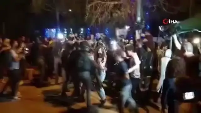 İsrail güçleri, Şeyh Cerrah'ta saldırılarına devam ediyor İsrail güçleri, Şeyh Cerrah'ta saldırılarına devam ediyor