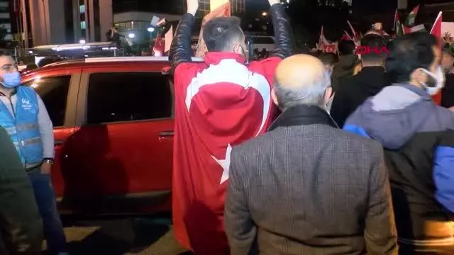 İSTANBUL-İSRAİL BAŞKONSOLOSLUĞU ÖNÜNDE PROTESTO İSTANBUL-İSRAİL BAŞKONSOLOSLUĞU ÖNÜNDE PROTESTO