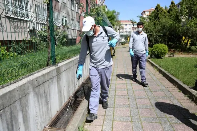 Küçükçekmece'de korona virüsle mücadele aralıksız sürüyor Küçükçekmece'de korona virüsle mücadele aralıksız sürüyor
