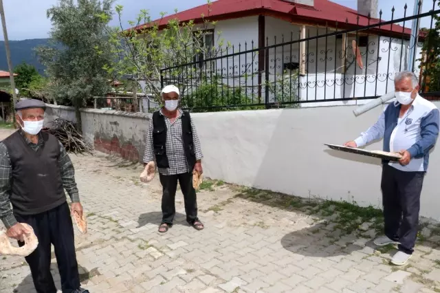Örnek muhtar: Tam kapanmada köylünün eli ayağı oldu Örnek muhtar: Tam kapanmada köylünün eli ayağı oldu