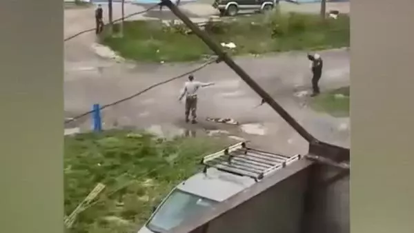 Son dakika! Rusya'da polise gözdağı vermeye çalıştığı bomba elinde patladı Son dakika! Rusya'da polise gözdağı vermeye çalıştığı bomba elinde patladı
