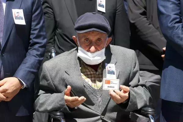 Son Dakika | Şehit Uzman Çavuş Murat Nar, son yolculuğuna uğurlandı