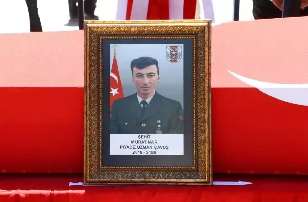 Son Dakika | Şehit Uzman Çavuş Murat Nar, son yolculuğuna uğurlandı