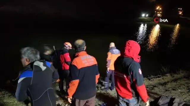 Serinlemek için gölete giren 2 çocuk boğularak hayatını kaybetti Serinlemek için gölete giren 2 çocuk boğularak hayatını kaybetti