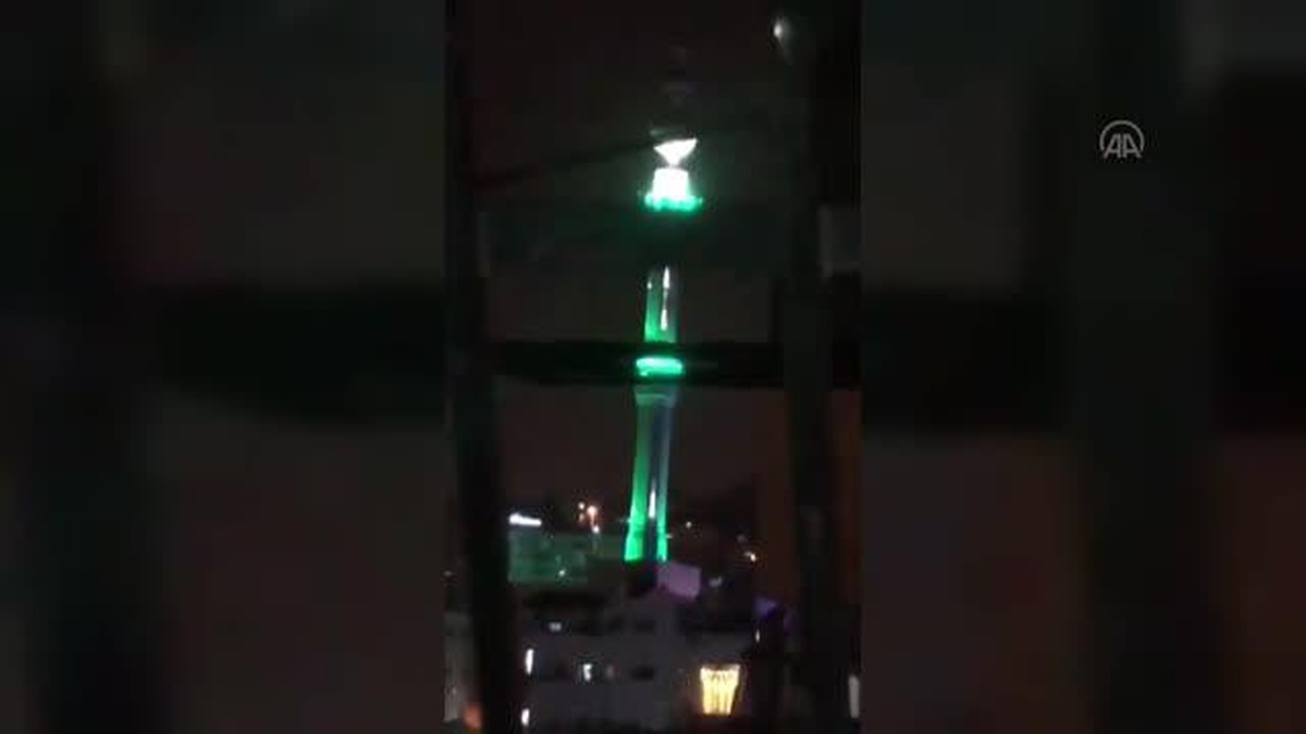 Şeyh Cerrah Mahallesi'ne gelen Yahudi yerleşimciler Filistinlerin akın etmesiyle bölgeyi terk etti - Vimarsana News