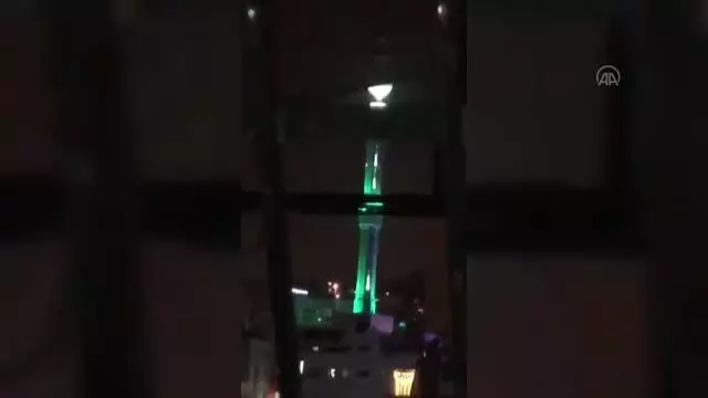 Şeyh Cerrah Mahallesi'ne gelen Yahudi yerleşimciler Filistinlerin akın etmesiyle bölgeyi terk etti Şeyh Cerrah Mahallesi'ne gelen Yahudi yerleşimciler Filistinlerin akın etmesiyle bölgeyi terk etti